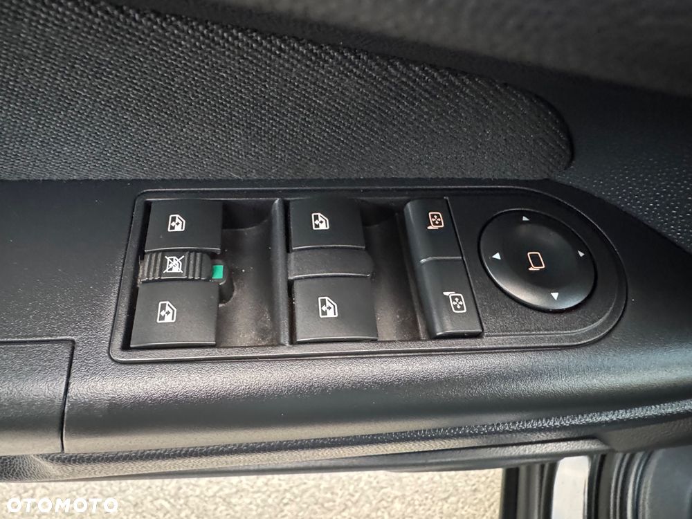 Opel Zafira 1.8 Family - 36