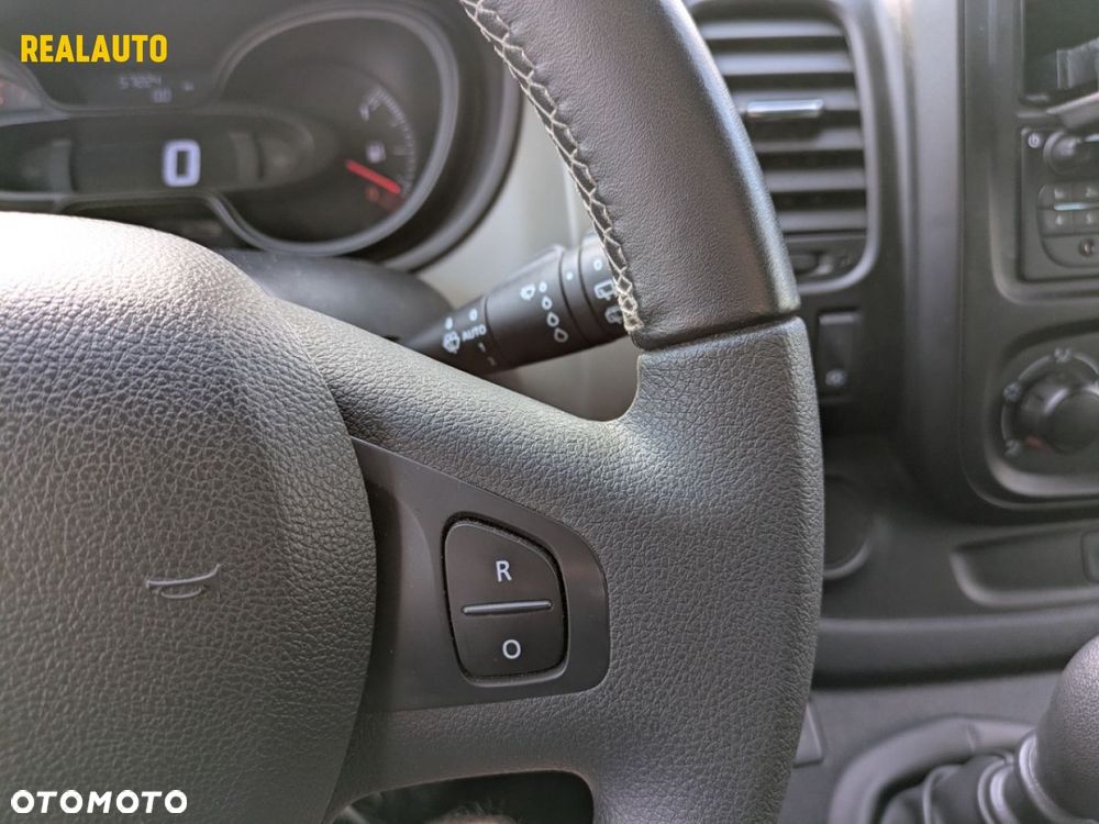 Renault Trafic - 16