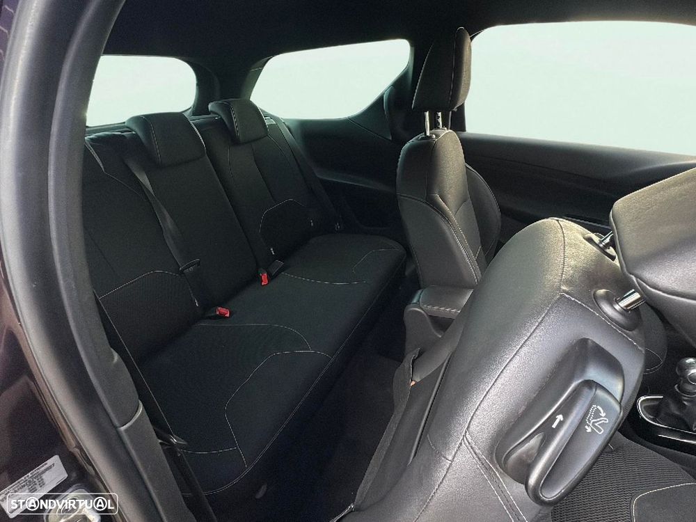 DS DS3 1.2 PureTech Be Chic - 16