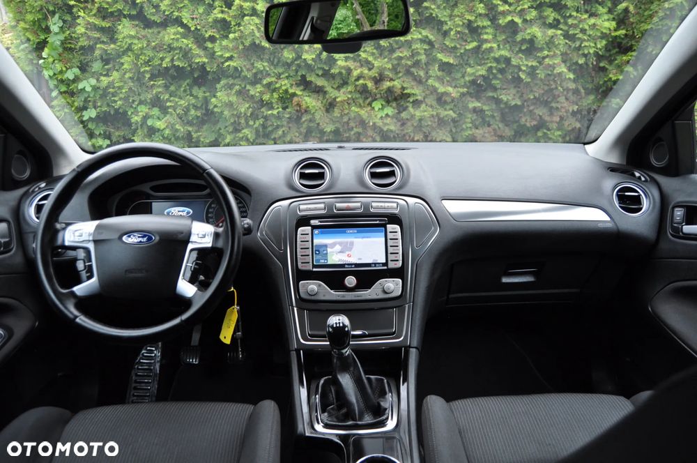 Ford Mondeo 2.0 Titanium - 11