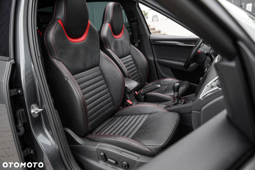 Skoda Octavia 2.0 TDI RS - 15
