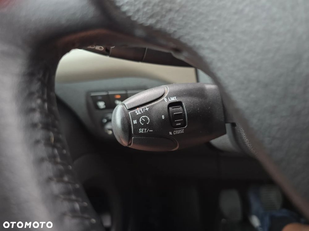 Peugeot Partner Tepee HDi FAP 115 Family - 27