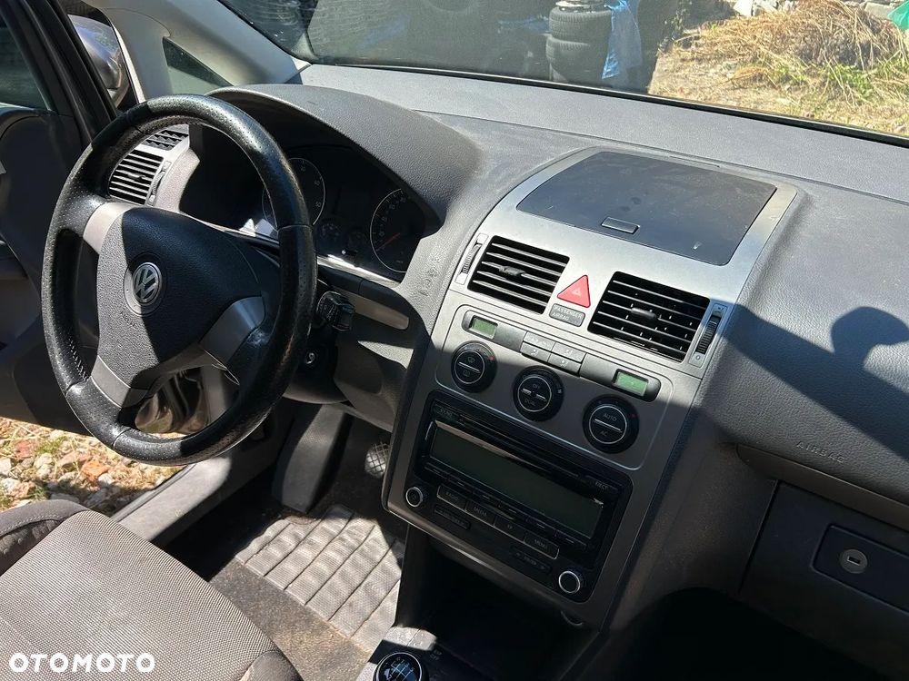 Volkswagen Touran 2.0 TDI DPF Cross - 16