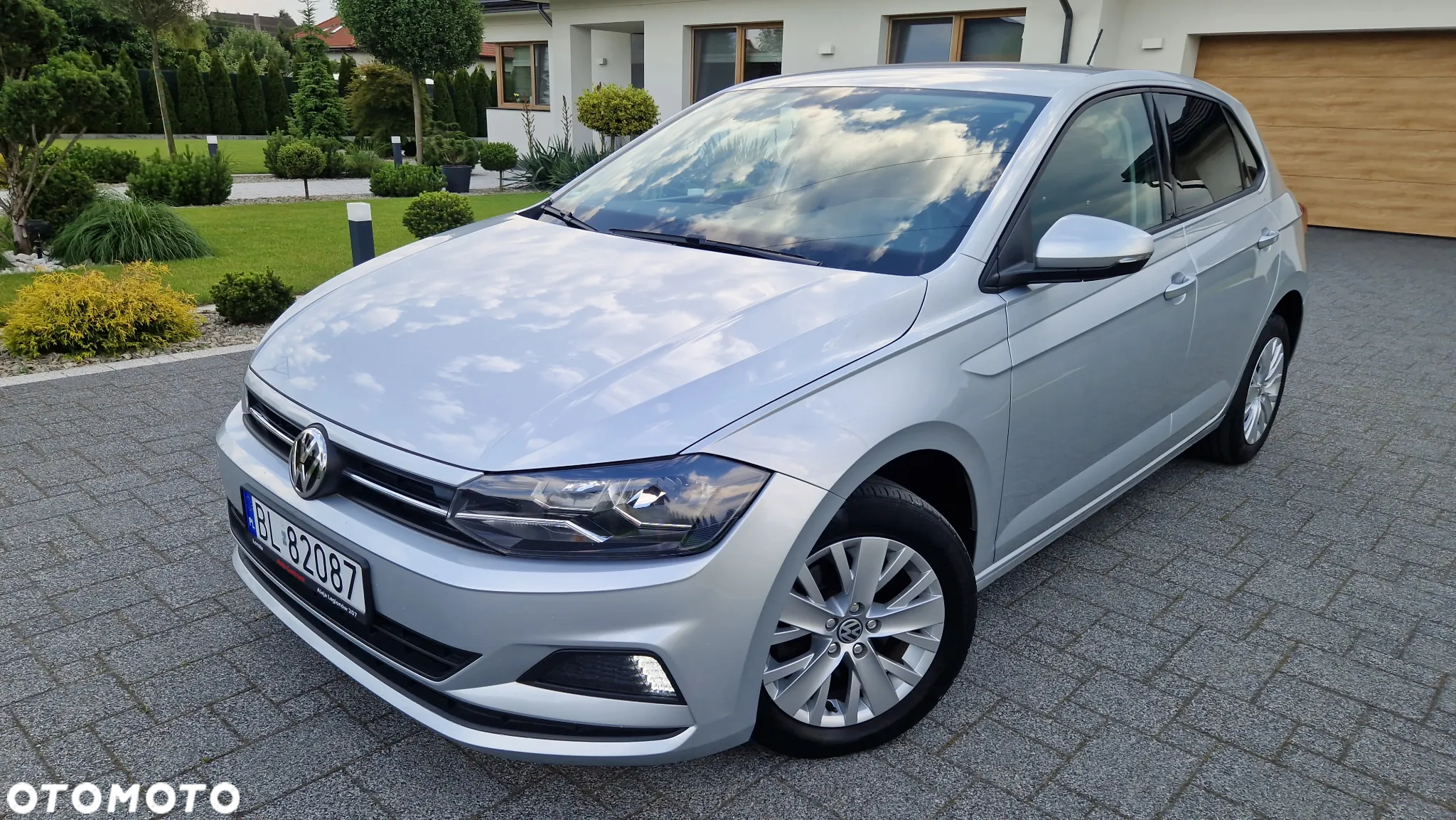 Volkswagen Polo 1.6 TDI SCR Comfortline - 23