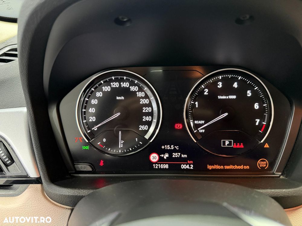 BMW X1 xDrive25e Advantage - 8