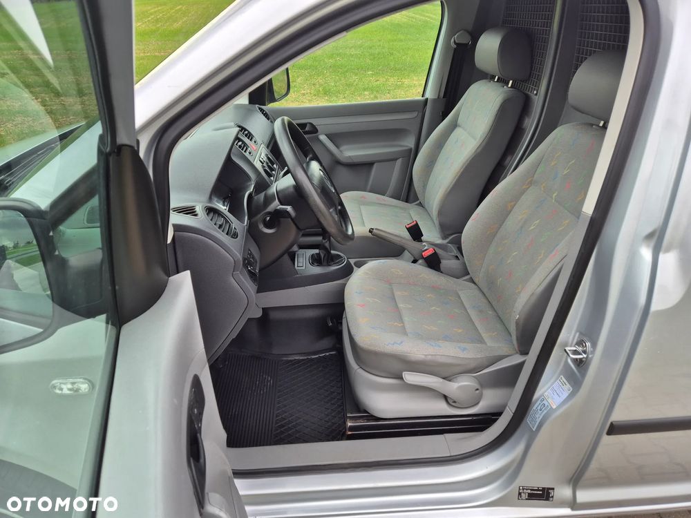 Volkswagen CADDY - 9