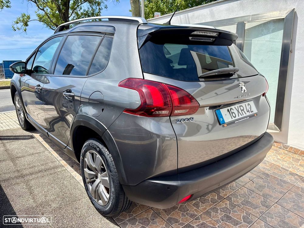 Peugeot 2008 1.2 PureTech Style - 2