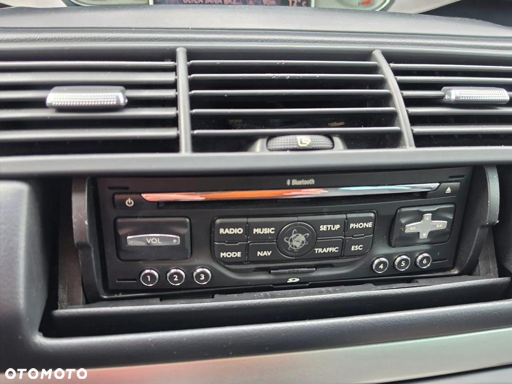 Peugeot 807 HDi 165 Automatik Allure - 11