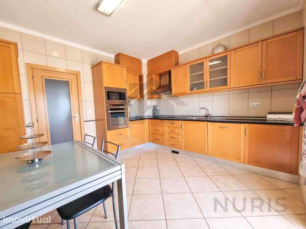 Apartamento T3 para Arrendamento no Calvário - Estombar - Grande imagem: 2/18