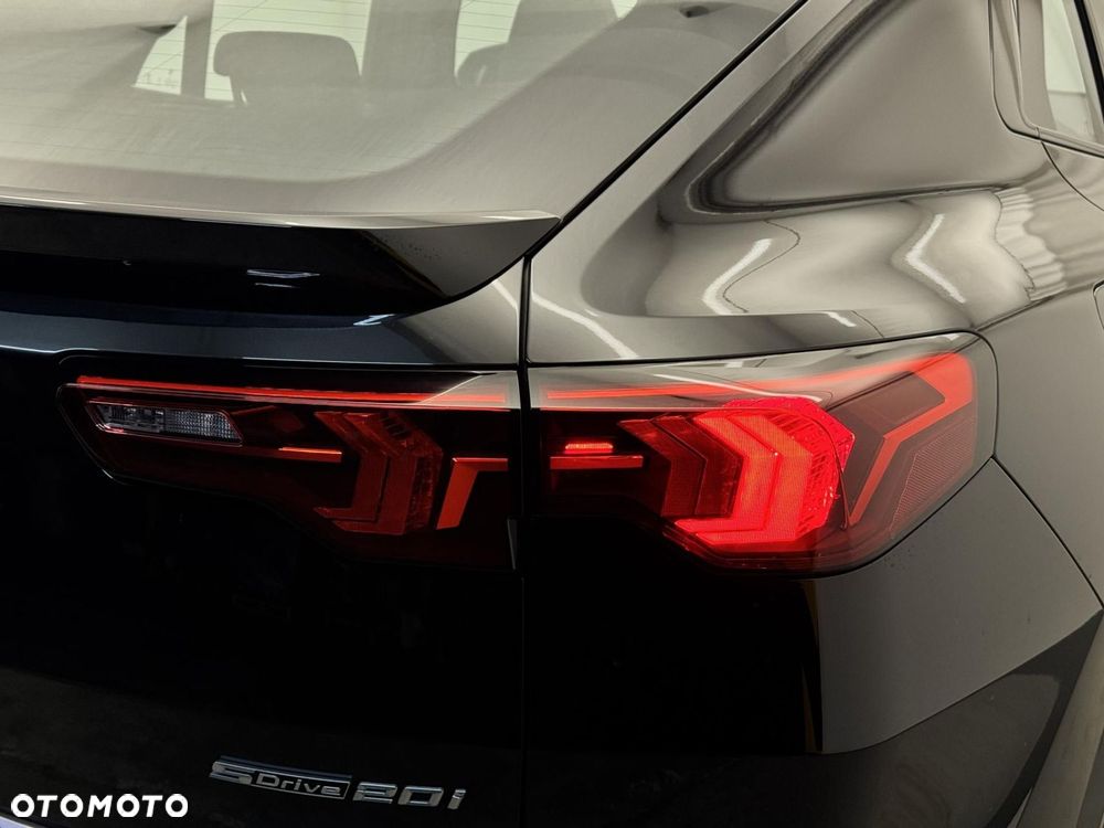 BMW X2 - 10