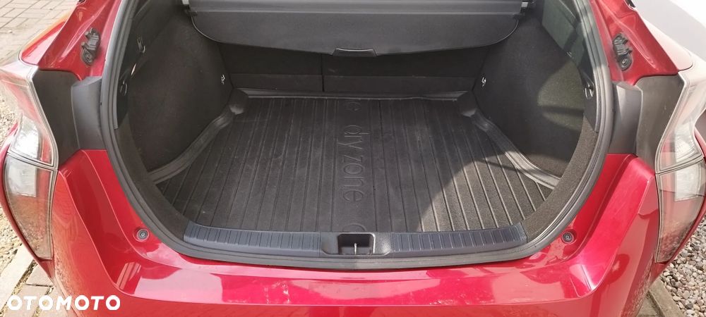 Toyota Prius 1.8 Hybrid Active - 14