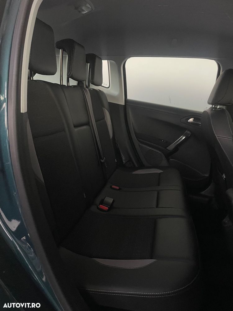 Peugeot 2008 1.2 PureTech Turbo Allure - 27