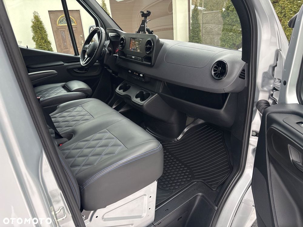 Mercedes-Benz Sprinter Long SELECT 9G-Tronic 907.235 - 23