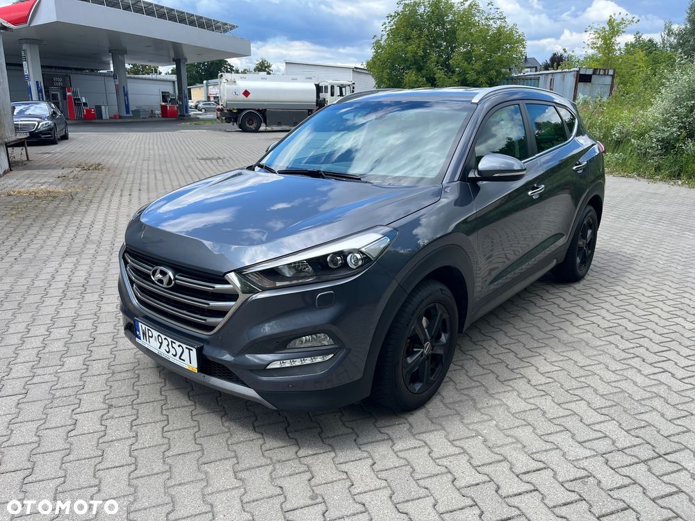Hyundai Tucson 2.0 CRDI Comfort 4WD - 2