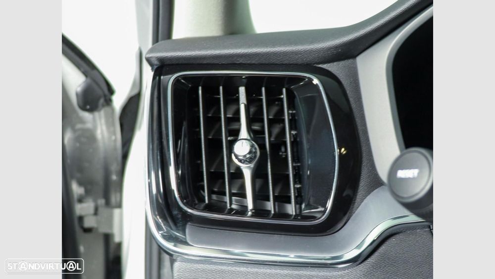 Volvo V60 2.0 T6 AWD TE Core - 12