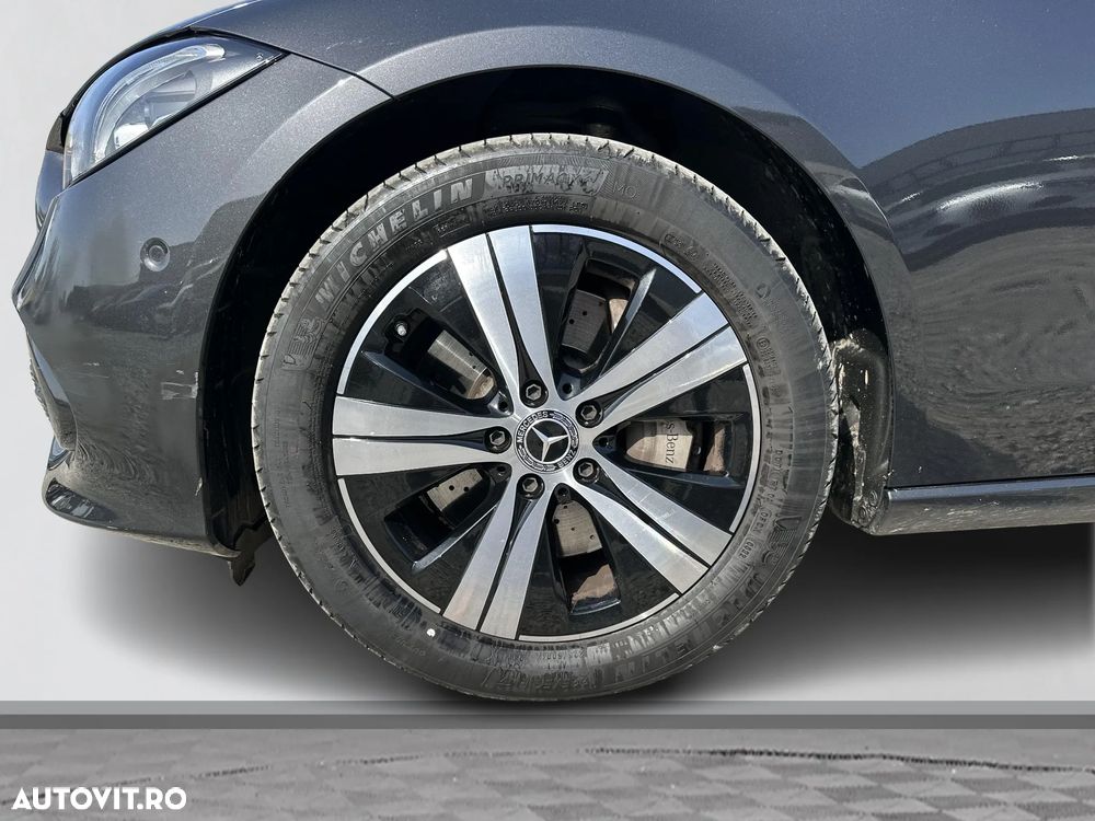 Mercedes-Benz C - 13