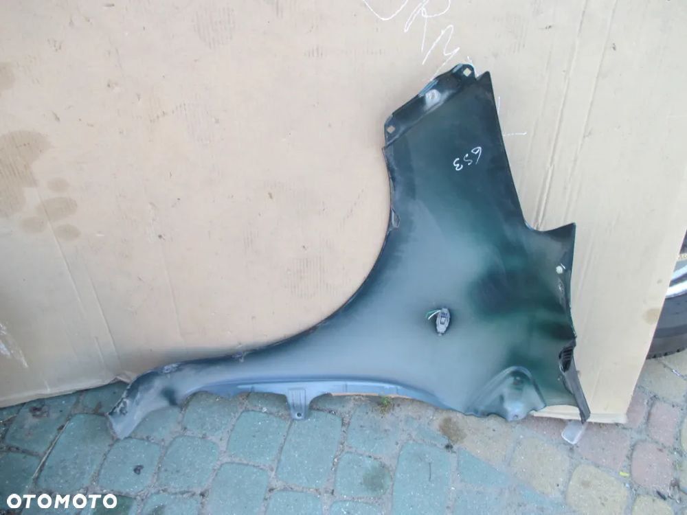 Błotnik prawy TOYOTA YARIS II 6S3 orginał bez rdzy - 5
