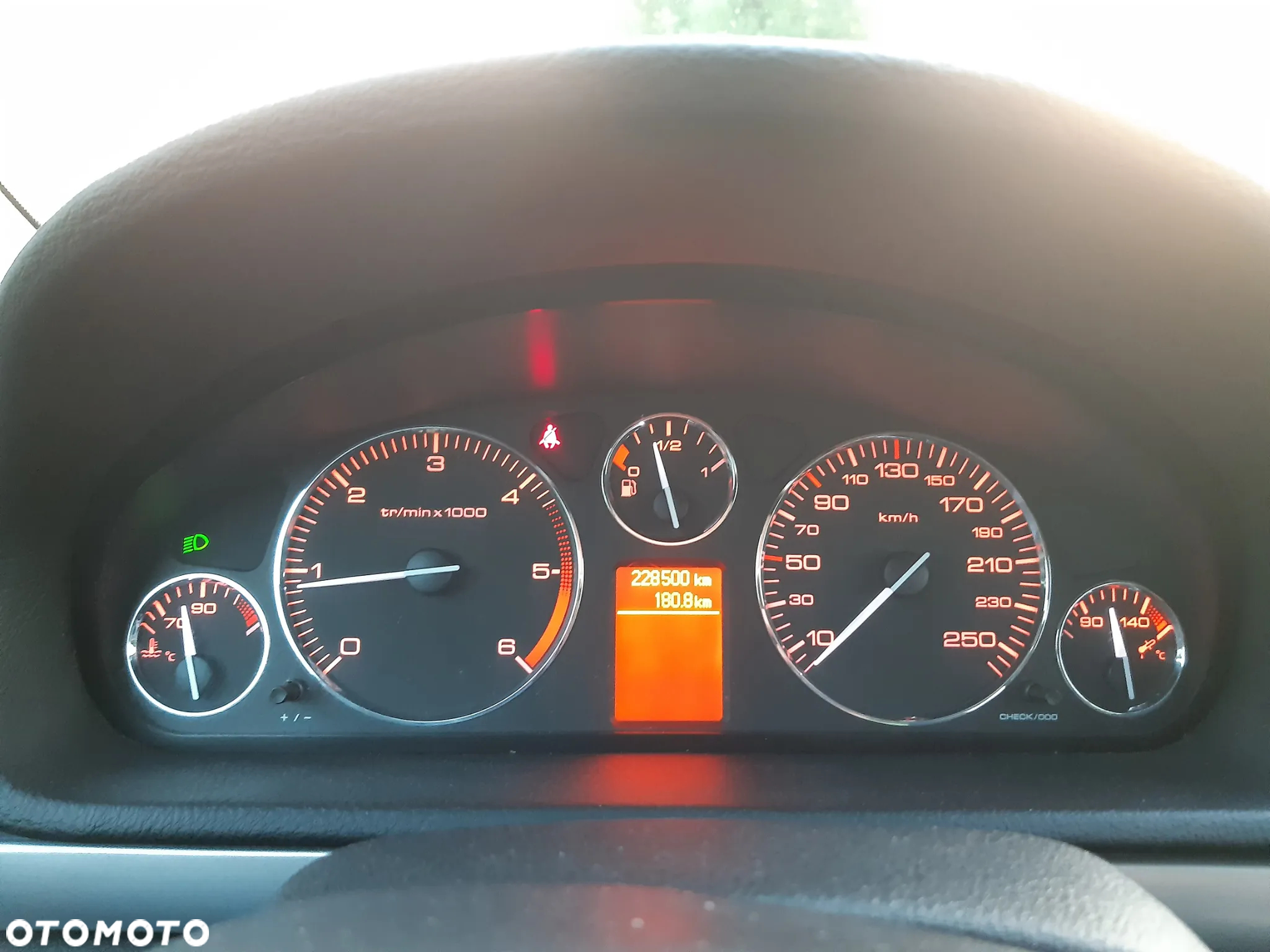 Peugeot 407 1.6 HDI Premium - 11
