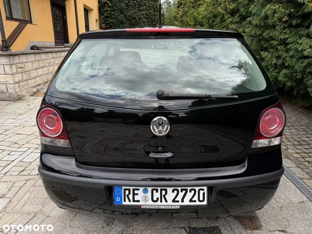 Volkswagen Polo 1.4 16V Trendline - 8