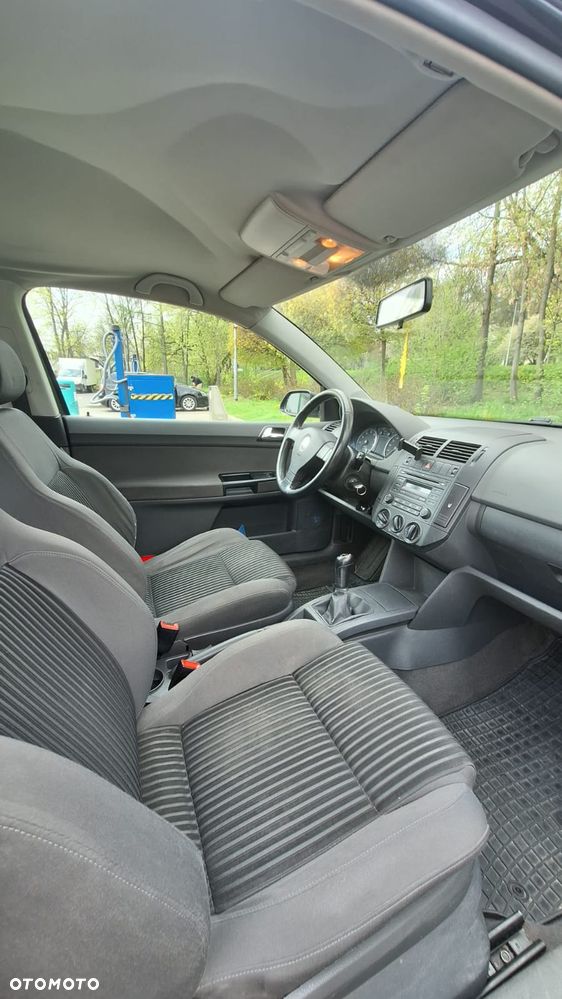Volkswagen Polo 1.4 16V Comfortline - 8