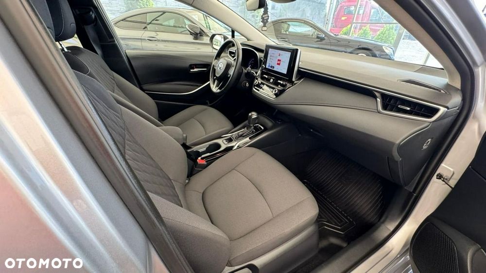 Toyota Corolla - 21