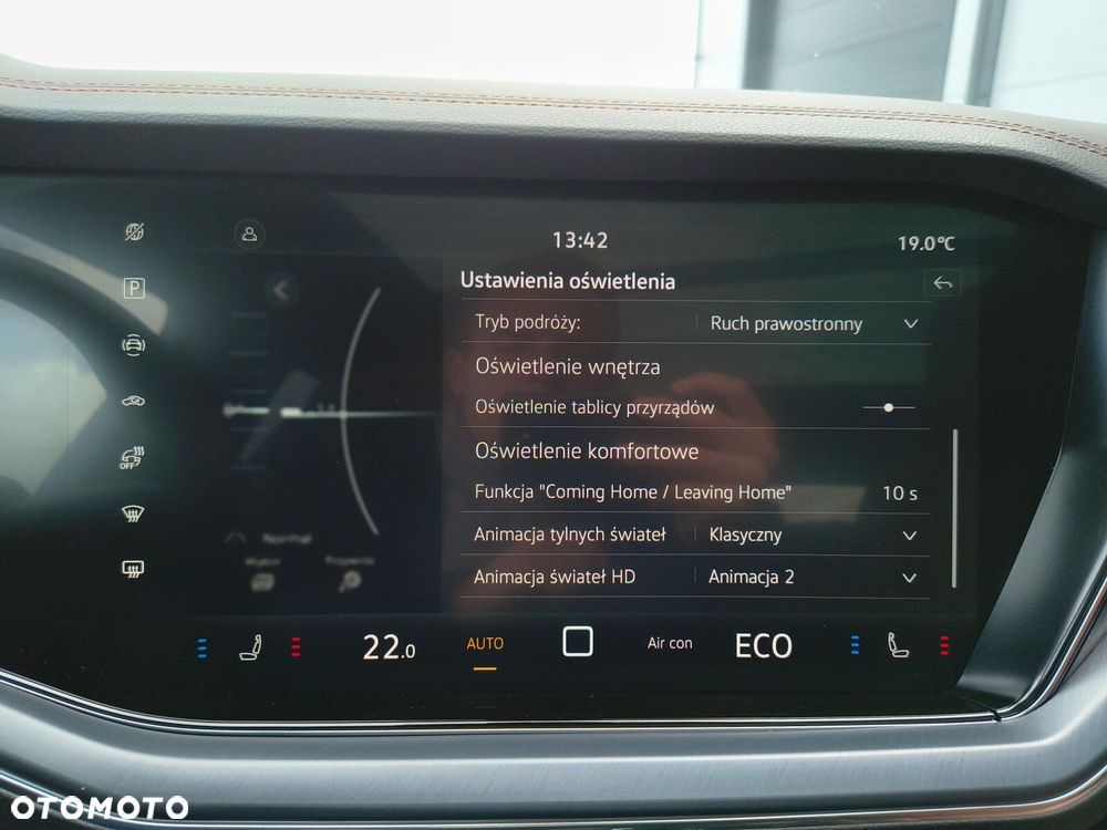 Volkswagen Touareg - 33