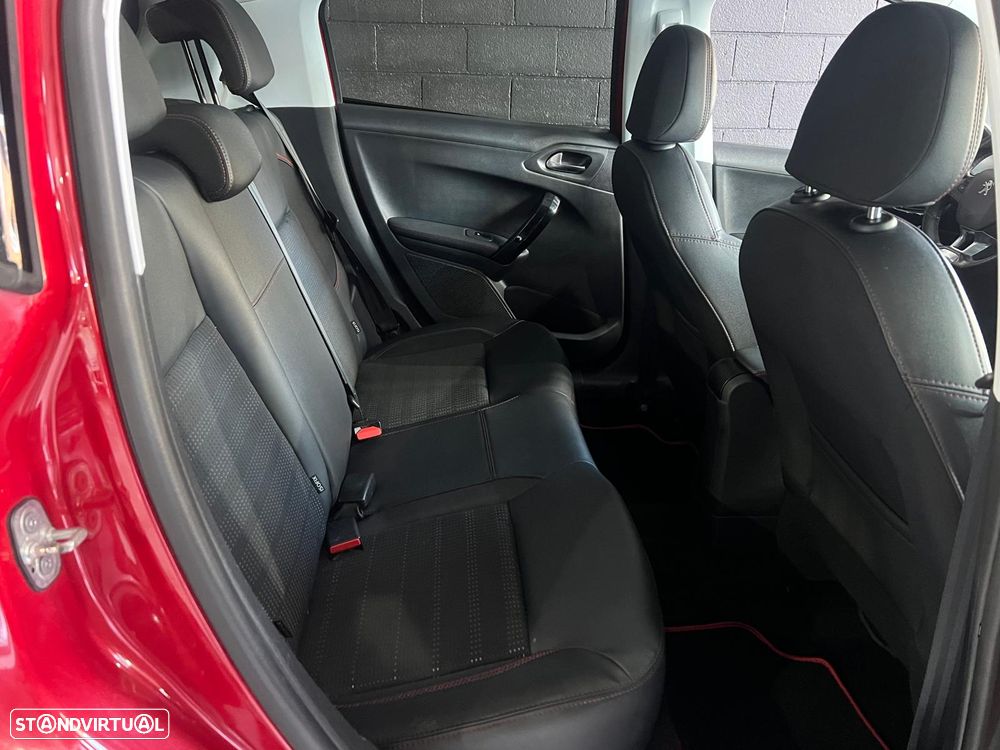 Peugeot 208 1.2 PureTech GT Line - 13