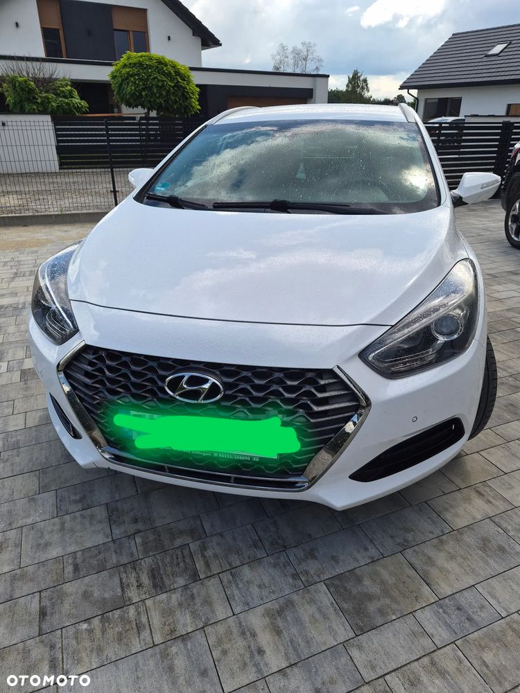 Hyundai i40 Kombi blue 1.6 CRDi Space - 1