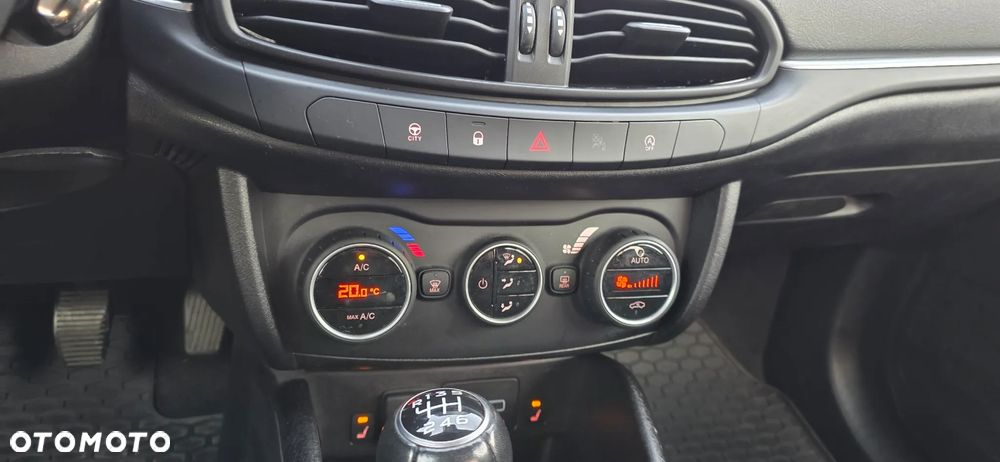 Fiat Tipo 1.4 T-Jet Lounge - 30