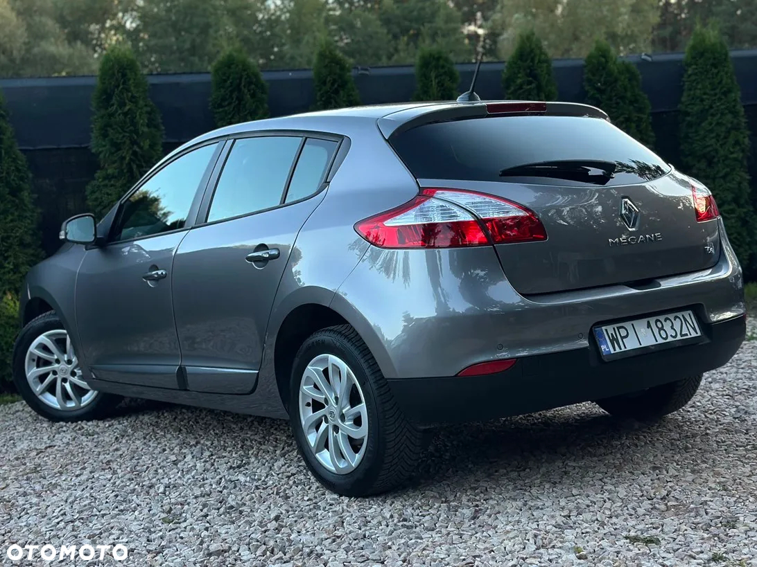 Renault Megane Grandtour ENERGY TCe 115 Start & Stop Bose Edition - 9