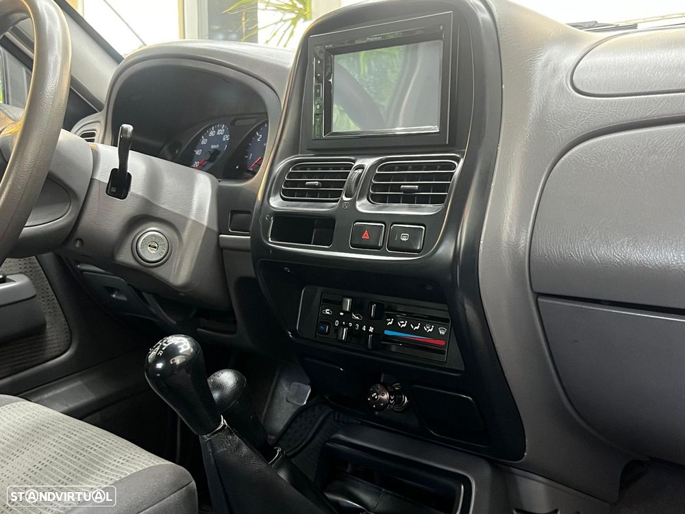 Nissan Navara - 34