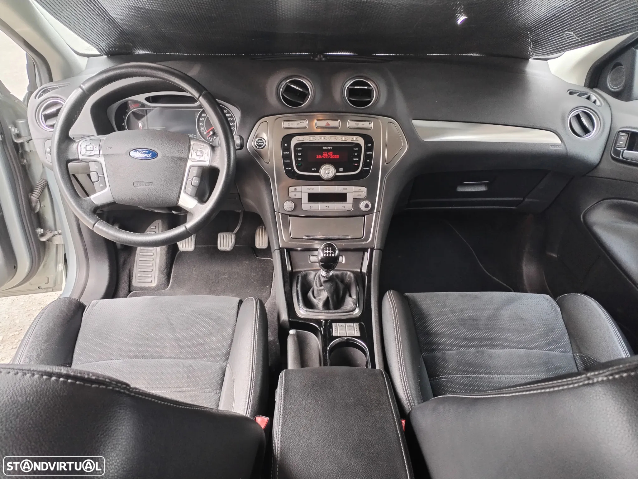 Ford Mondeo SW 2.5 T Titanium - 19