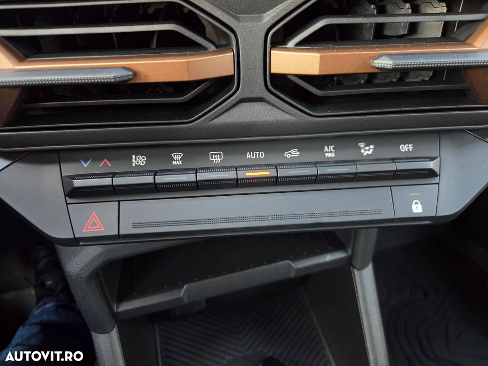 Dacia Duster TCe 150 EDC Extreme - 10