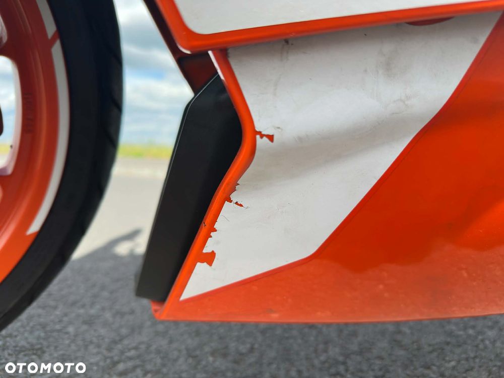 KTM RC 125 - 29