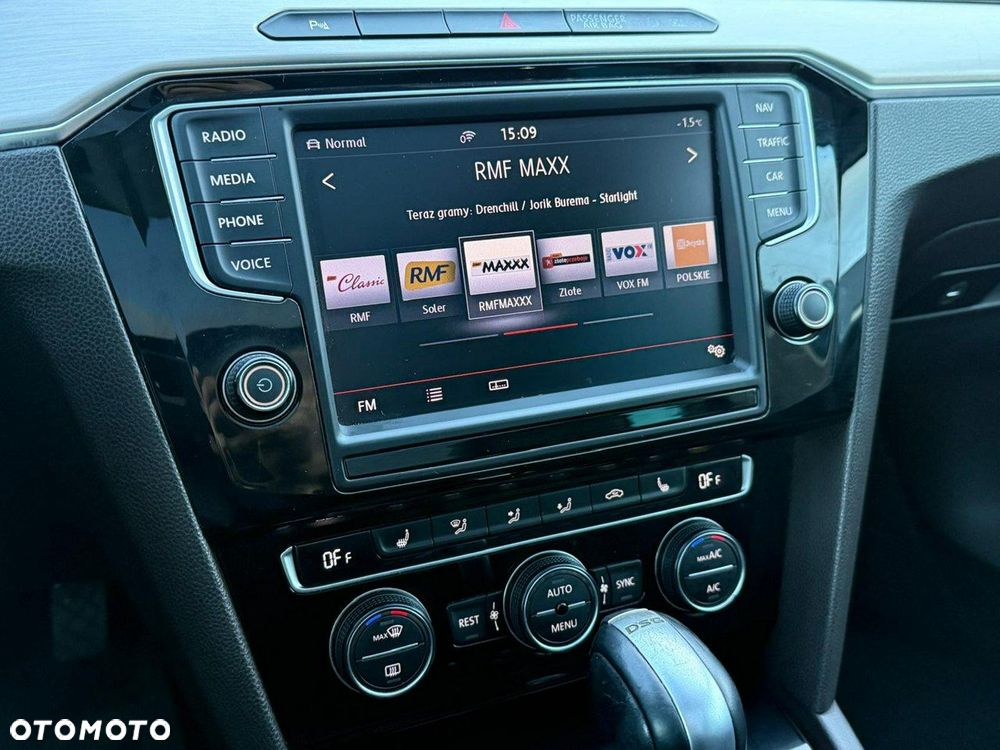 Volkswagen Passat - 18