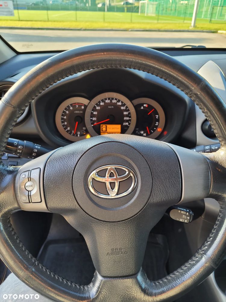 Toyota RAV4 2.0 4x4 - 17