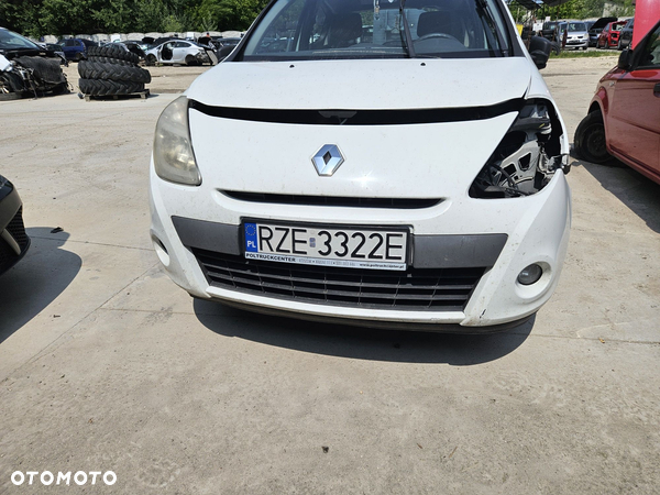 Renault Clio III lift zderzak przód DV369