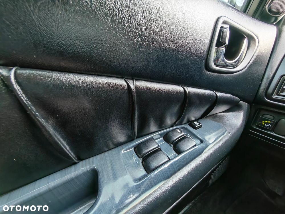 Mitsubishi Galant - 17