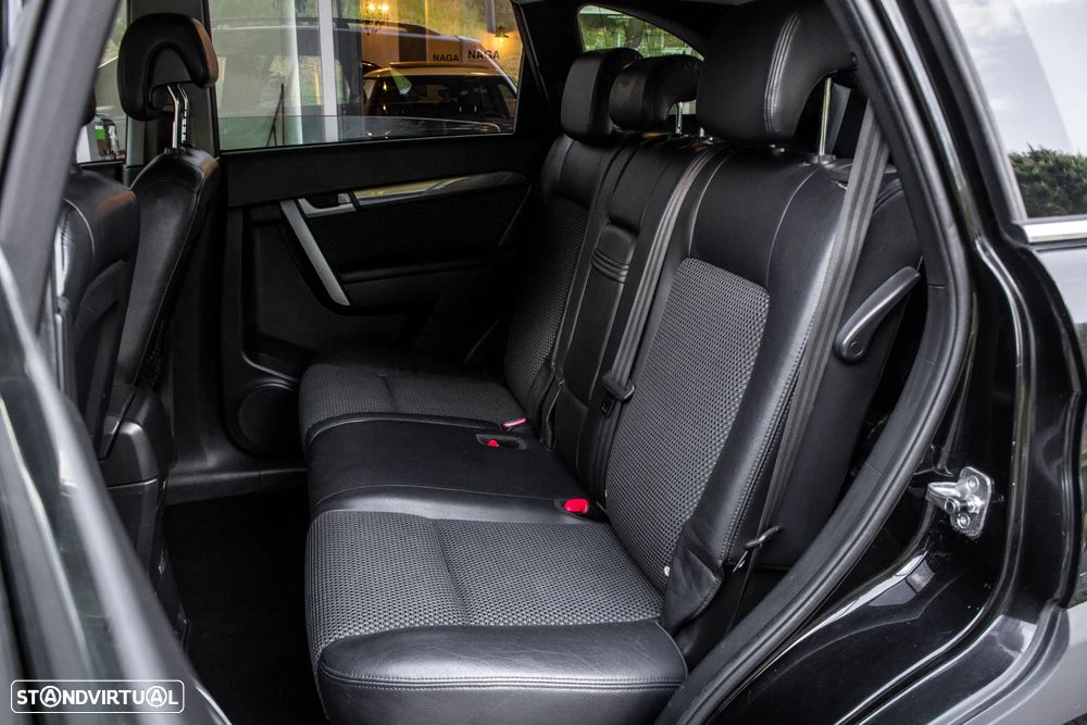 Chevrolet Captiva 2.0 VCDi Seven 7L - 27