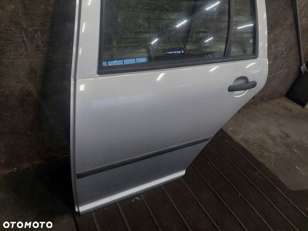 DRZWI KOMPLETNE LEWY TYŁ VOLKSWAGEN BORA I LA7W - 2