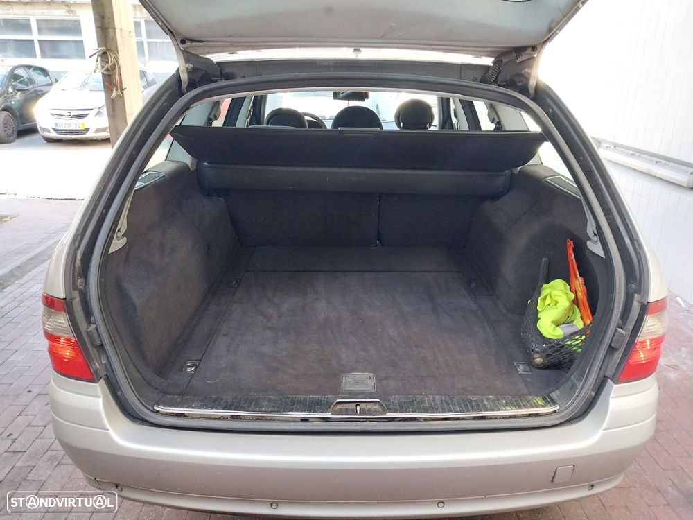 Mercedes-Benz E 220 CDI Auto Avantgarde - 9