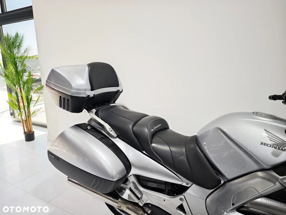 Honda ST - 11