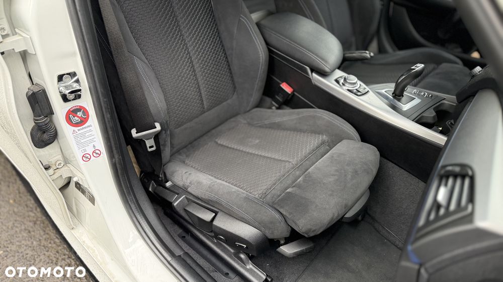 BMW Seria 1 120d - 11