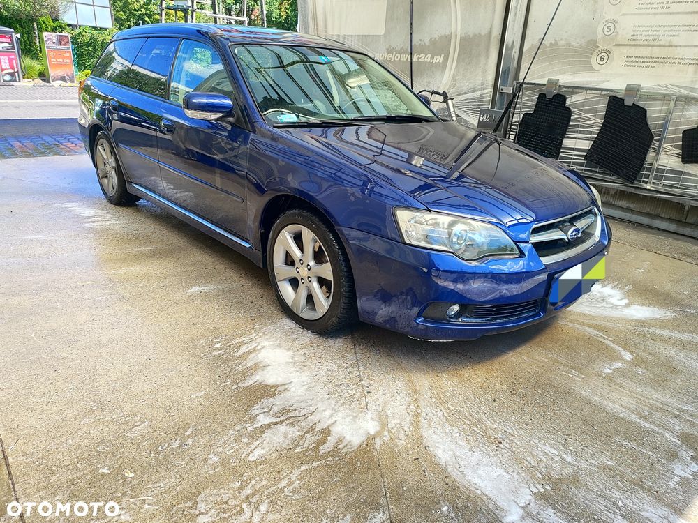 Subaru Legacy - 1