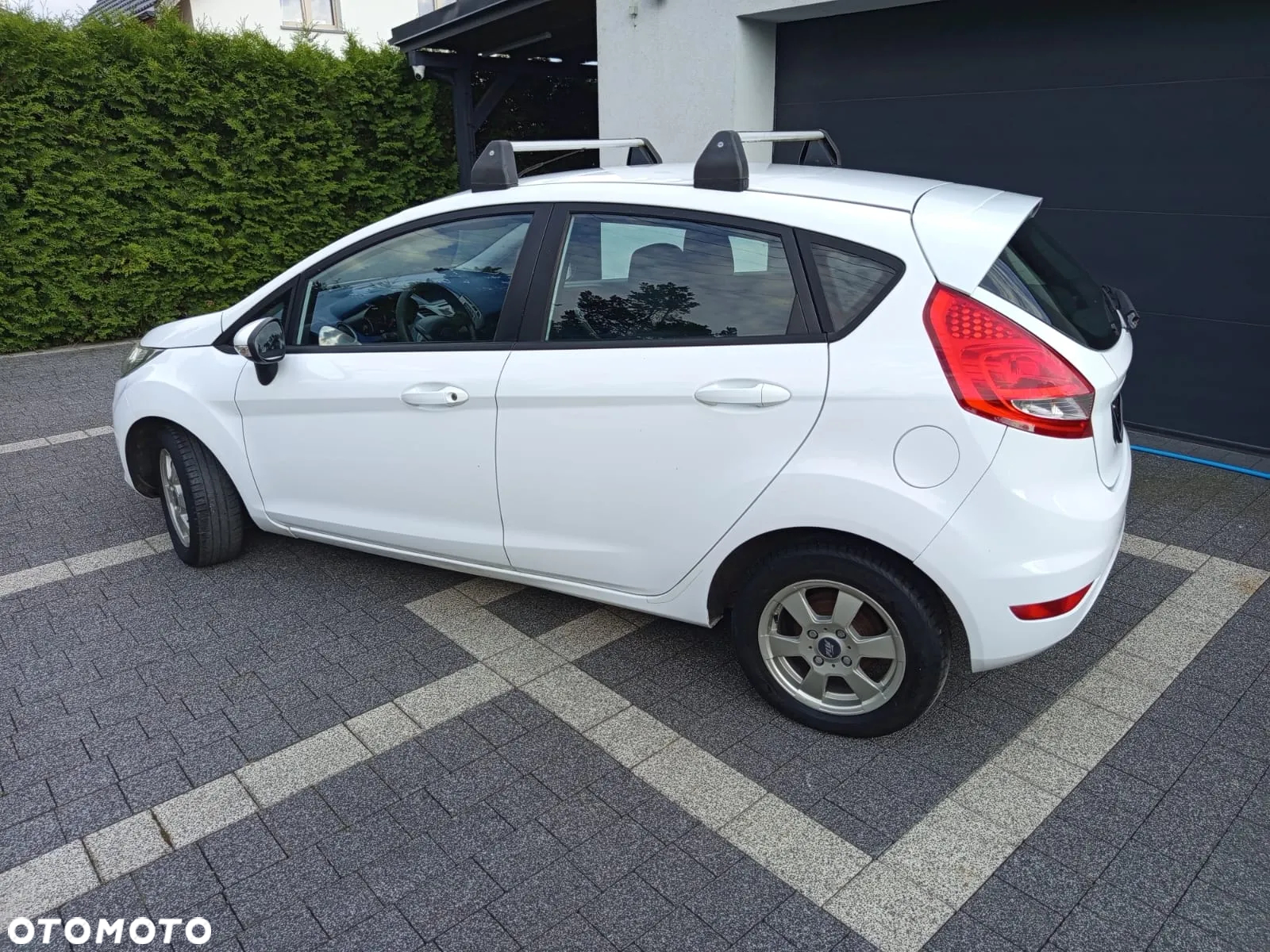 Ford Fiesta 1.25 Ambiente - 2
