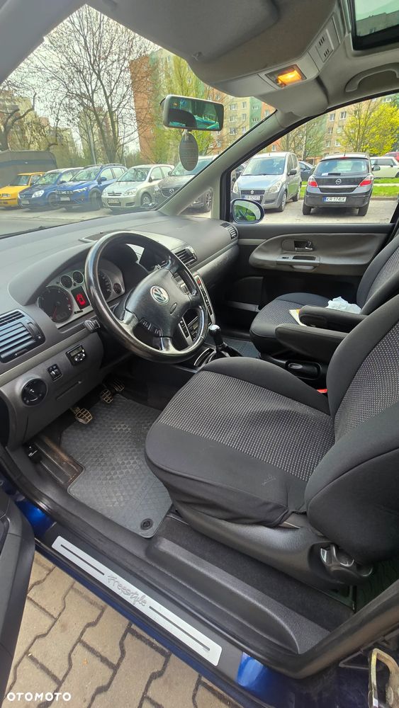 Volkswagen Sharan 2.0 TDI Comfortline - 9