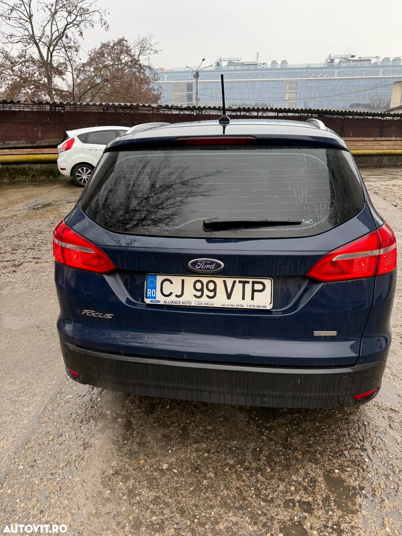 Ford Focus 1.0 EcoBoost Trend - 3
