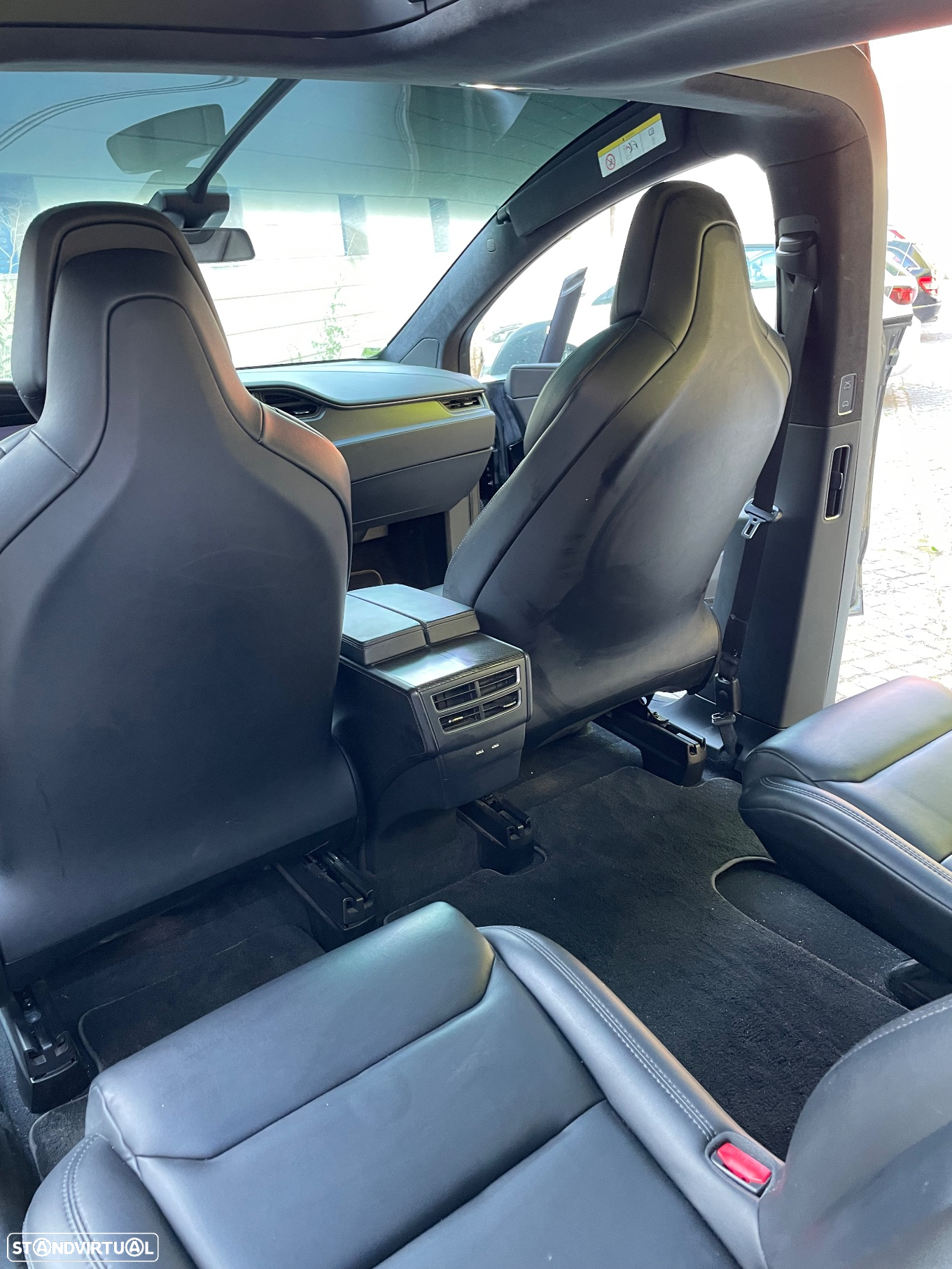 Tesla Model X 100D - 32