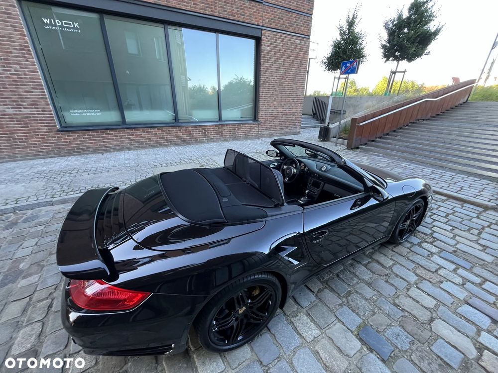 Porsche 911 - 33