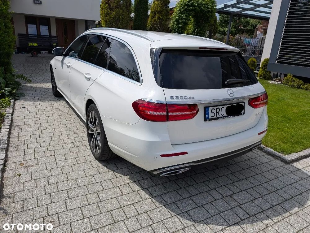 Mercedes-Benz Klasa E ver-300-de-avantgarde - 6